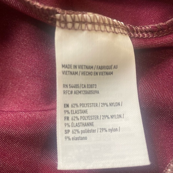 AMERICAN EAGLE PINK VELVET COLD SHOULDER TOP - Picture 6 of 9